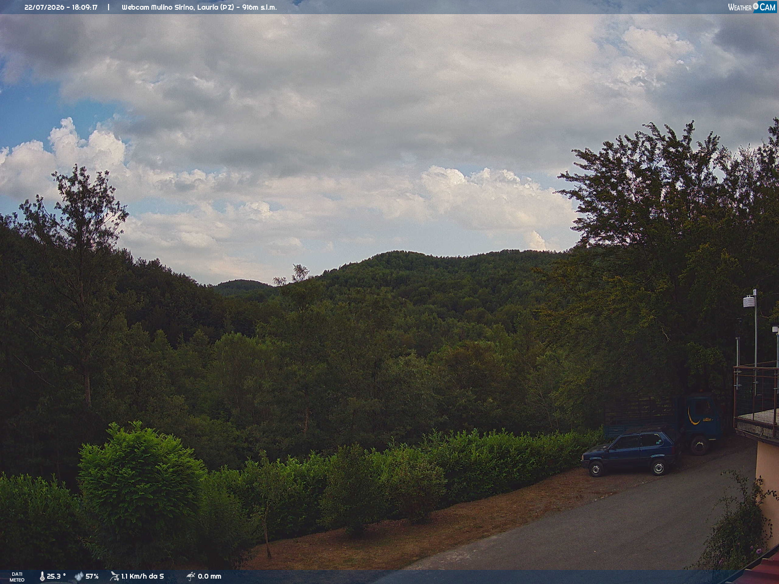 immagine della webcam nei dintorni di Monte Sirino: webcam Lauria
